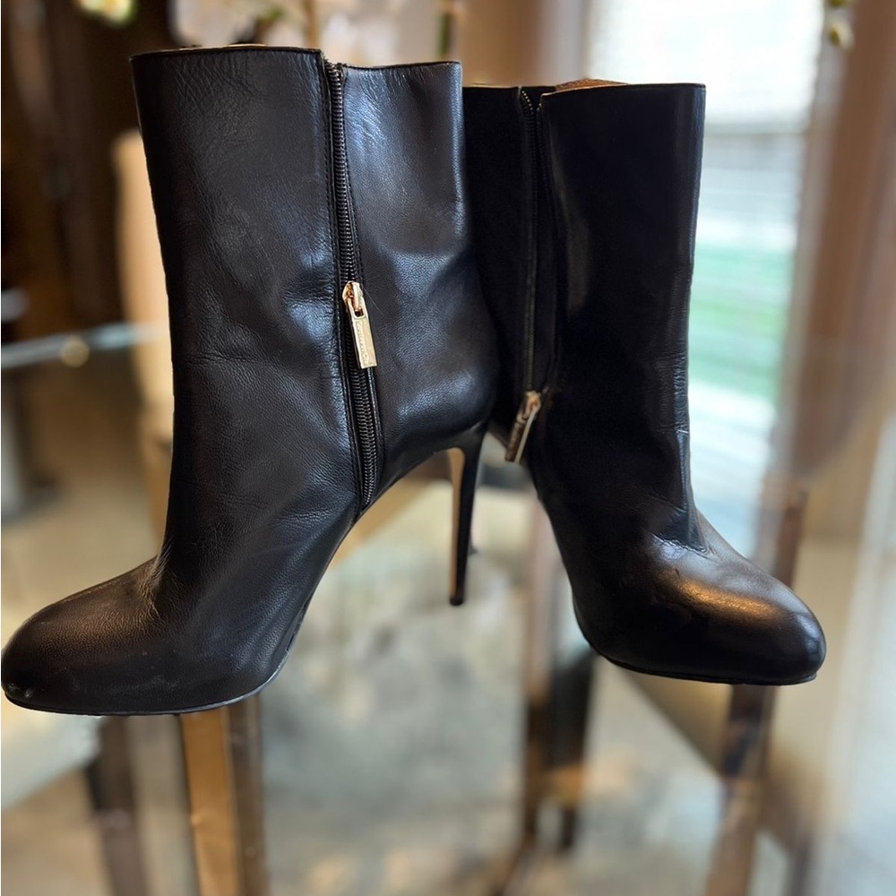 Louise et Cie -mid calf black boot- size 10m/40